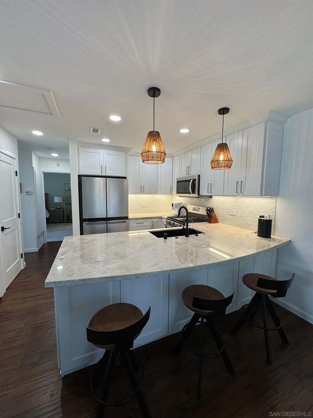Condo in San Diego, California, United States 3 - 18720553