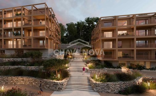 Land in Santa Marinha und Sao Pedro da Afurada, Distrikt Porto, Portugal 1