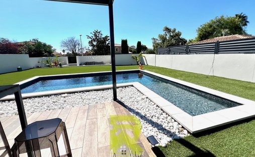 Villa in Cooperative, Agde, France 1