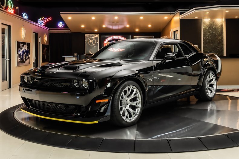 Coupe in Plymouth, United States 1 - 18720635