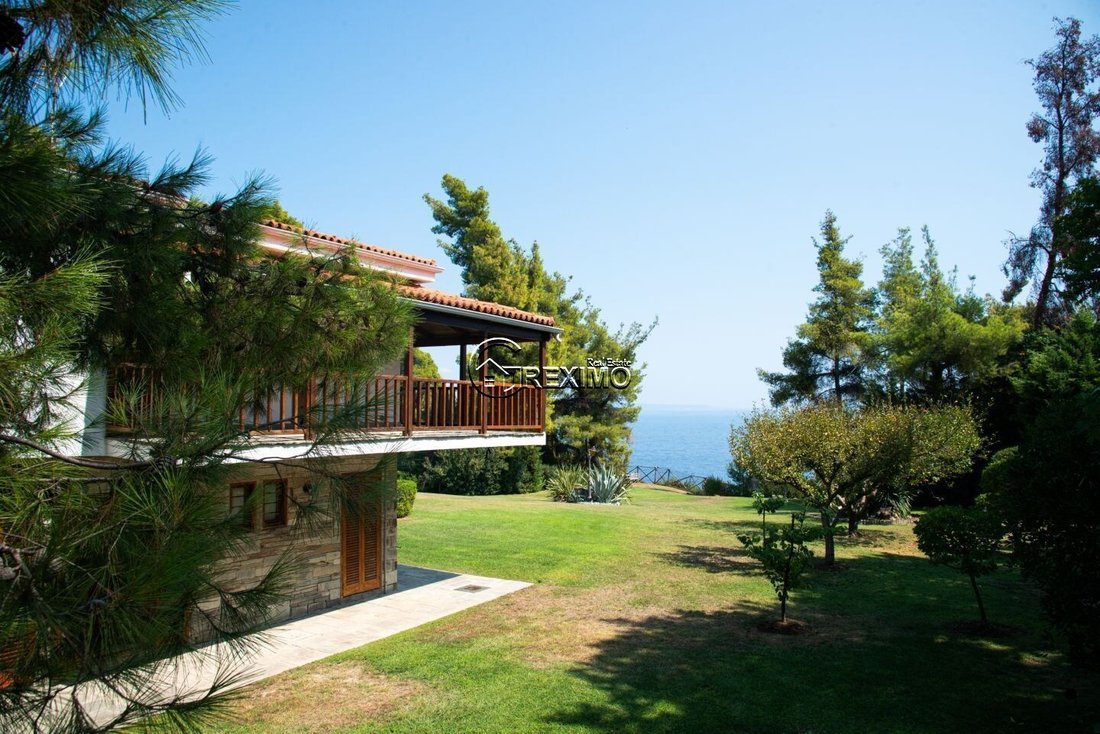 Villa in Kassandra, Macedonia and Thrace, Greece 1 - 18723416