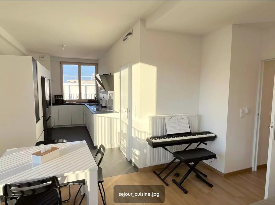 Apartment in Perralière, Lyon, Auvergne-Rhône-Alpes 4 - 18726363