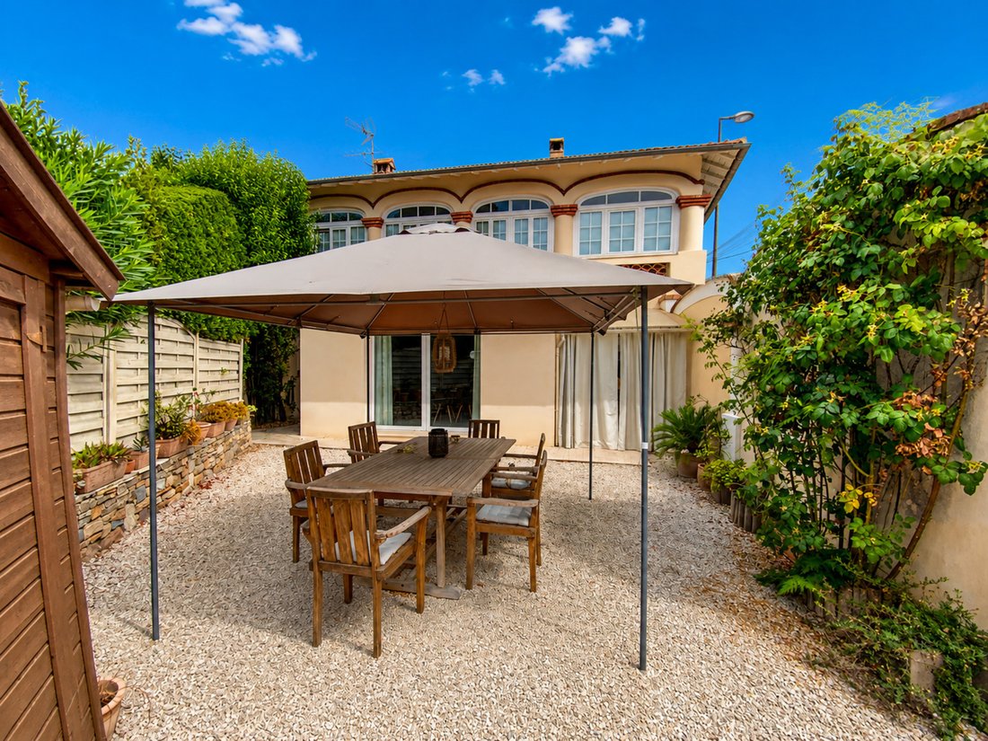 Villa en Fontmerle, Antibes, Francia 1 - 18724444