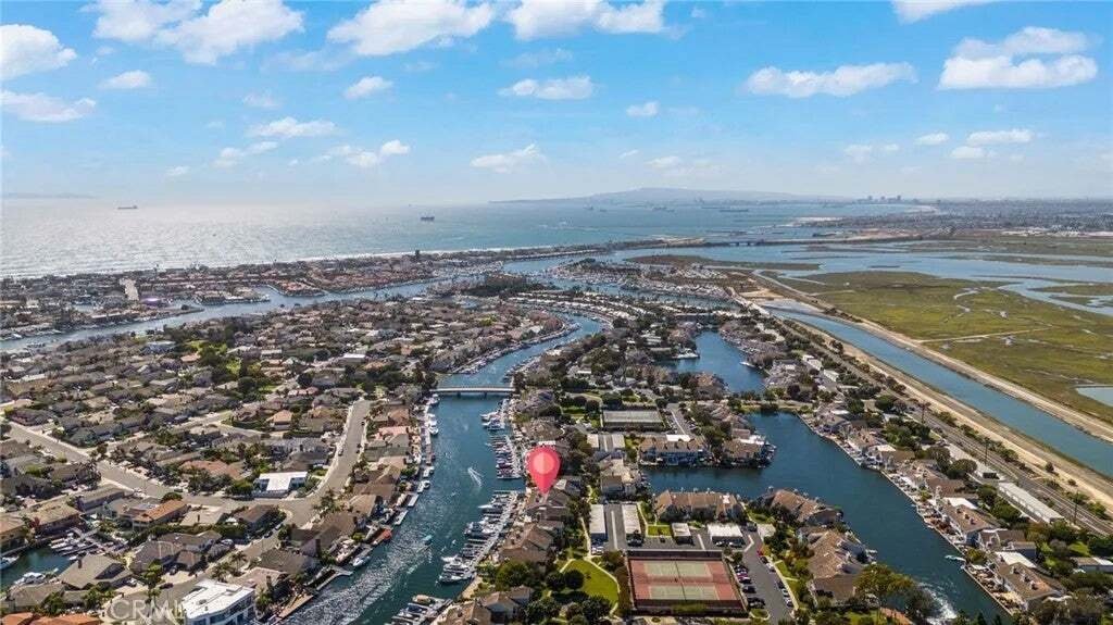 Condo in Huntington Beach, California, United States 3 - 18727211