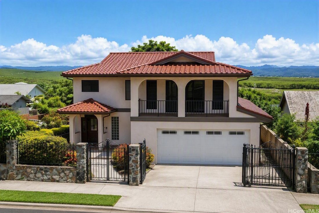 Maison à Waipahu, Hawaï, États-Unis 1 - 18726152