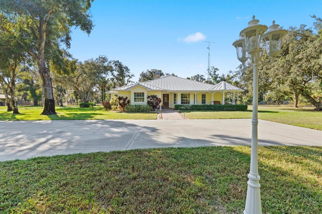 Maison à North Port, Floride, États-Unis 2 - 18726701