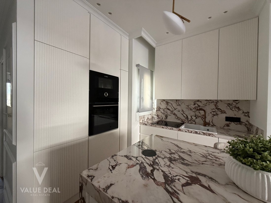 Apartment in Sunoikia Kolonakiou, 1st District of Athens, Athens 5 - 18725320