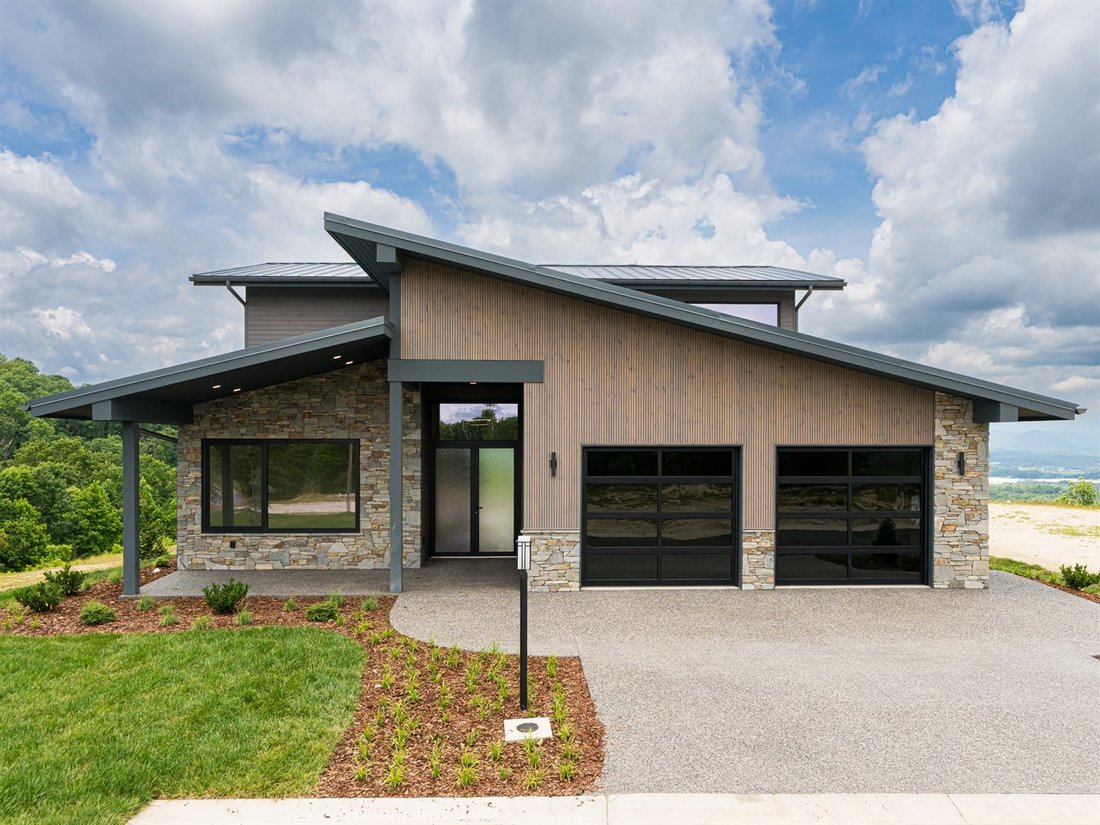 House in Hendersonville, North Carolina, United States 3 - 18729115