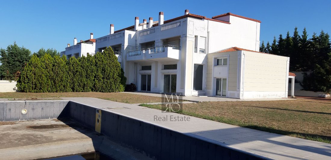 Villa in Pylaia, Macedonia and Thrace, Greece 4 - 18724088