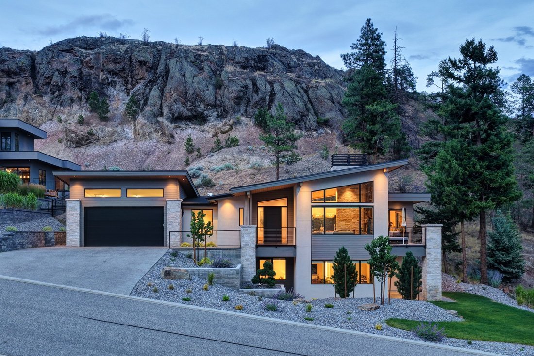 House in Kelowna, British Columbia, Canada 1 - 18729082