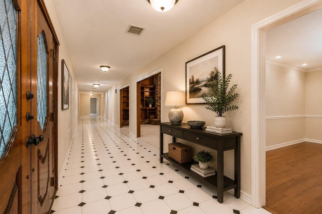 House in Tomball, Texas, United States 4 - 18277416