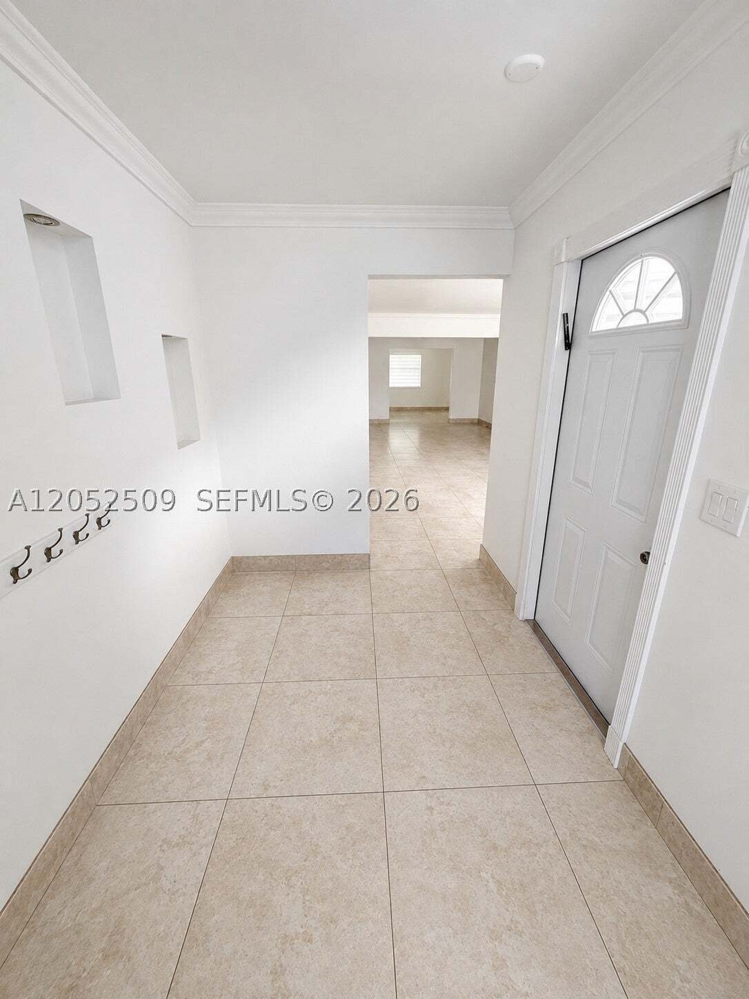 House in Hollywood, Florida, United States 2 - 18727091