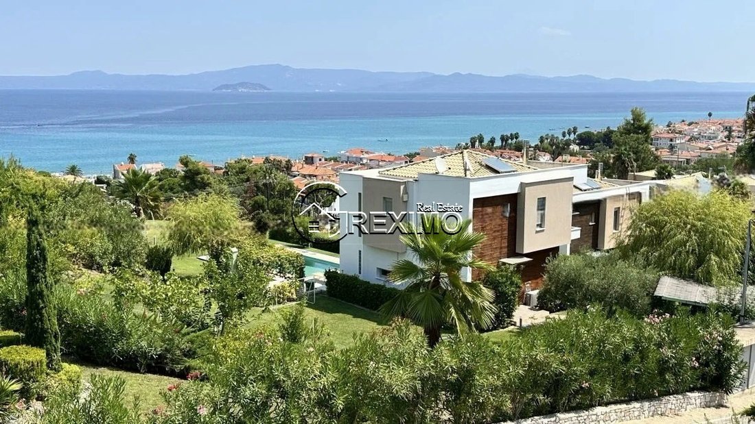 Villa in Pallini Municipal Unit, Macedonia and Thrace, Greece 1 - 18724360