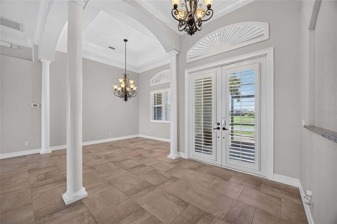 Maison à Port Charlotte, Floride, États-Unis 4 - 18726696
