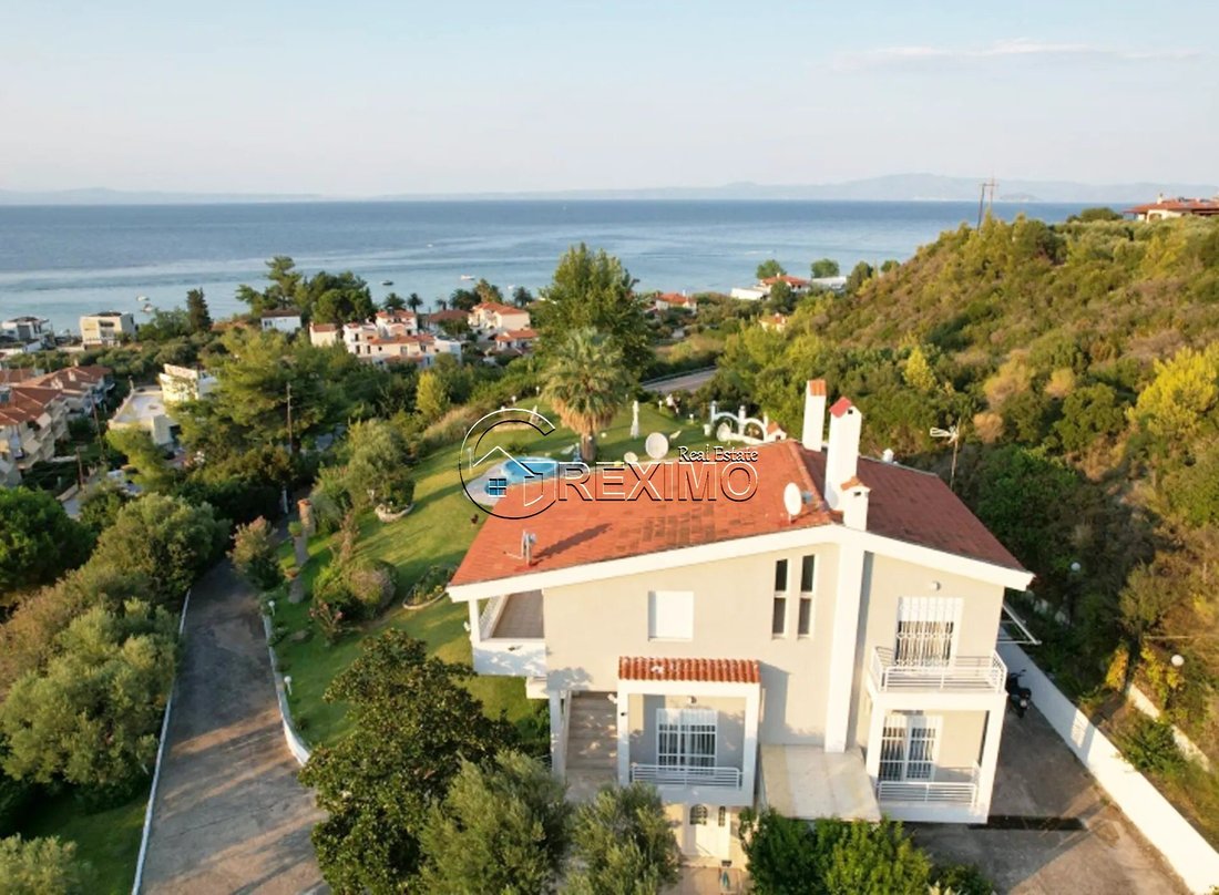 Villa in Pallini Municipal Unit, Macedonia and Thrace, Greece 4 - 18723011