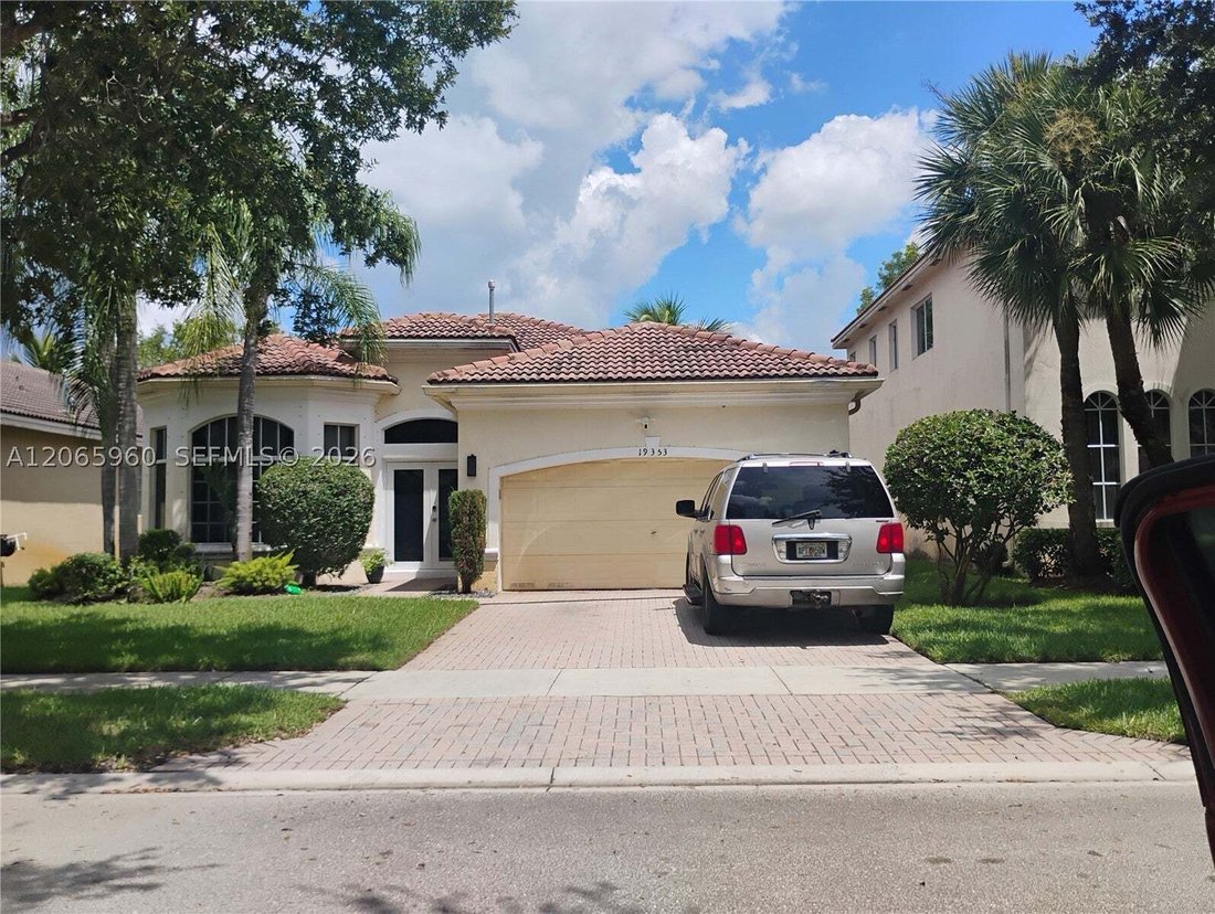 Haus in Pembroke Pines, Florida, Vereinigte Staaten 1 - 18663471