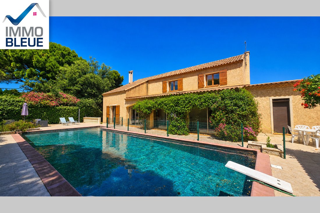Villa in Plaines Saint Pierre-Saint Julien, Martigues, France 1 - 18723089
