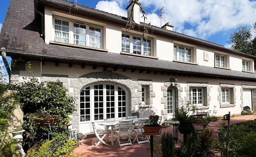 Villa in Le Minihic-sur-Rance, Brittany, France 1