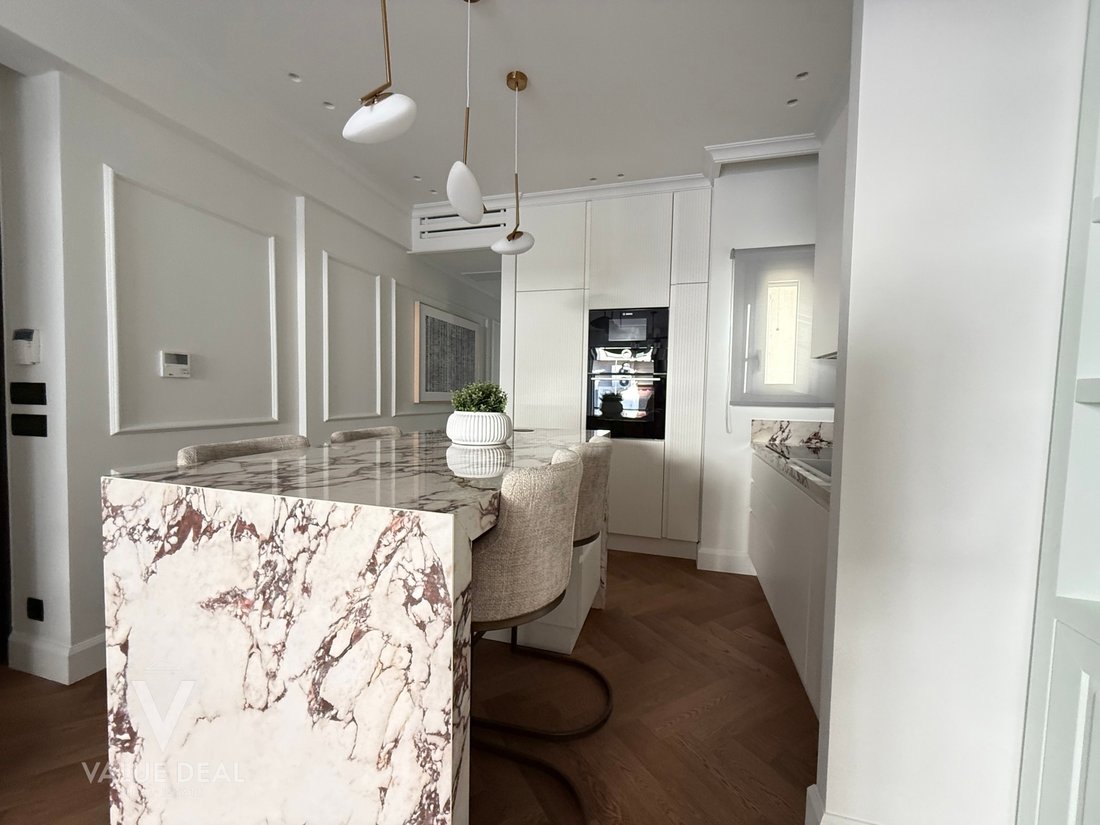 Apartment in Sunoikia Kolonakiou, 1st District of Athens, Athens 4 - 18725320