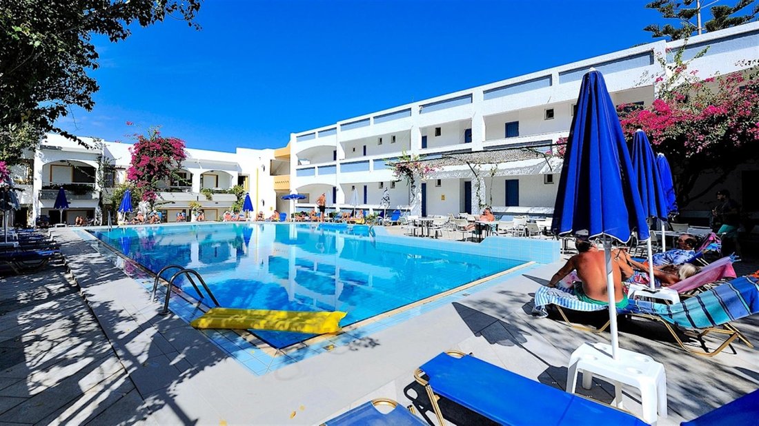 Villa in Platanias, Greece 1 - 18724189