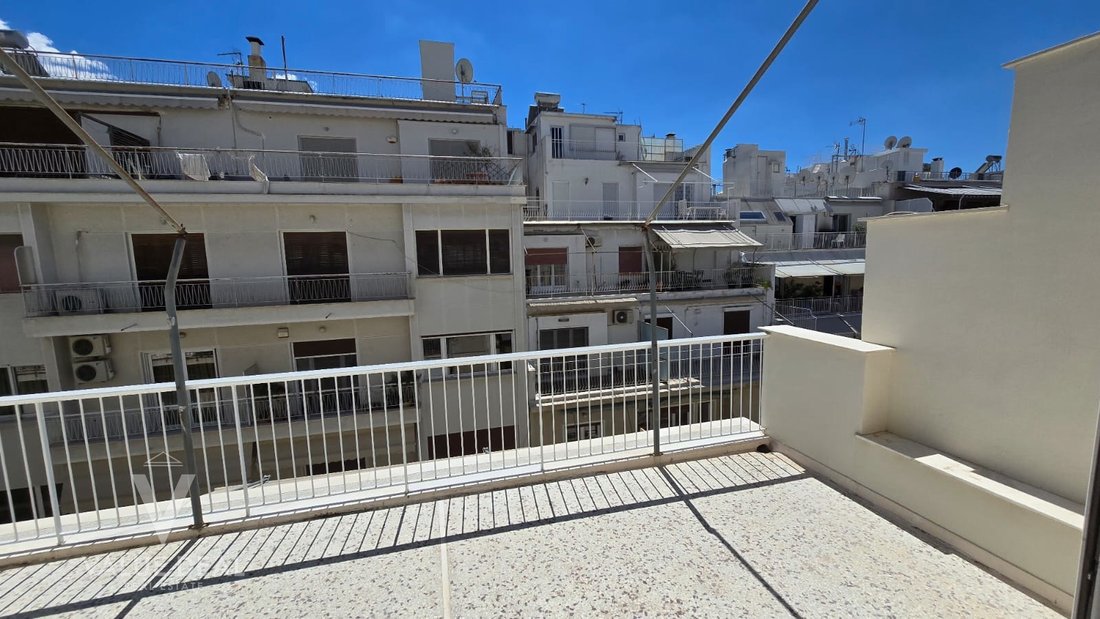 Apartment in Sunoikia Kolonakiou, 1st District of Athens, Athens 2 - 18725352