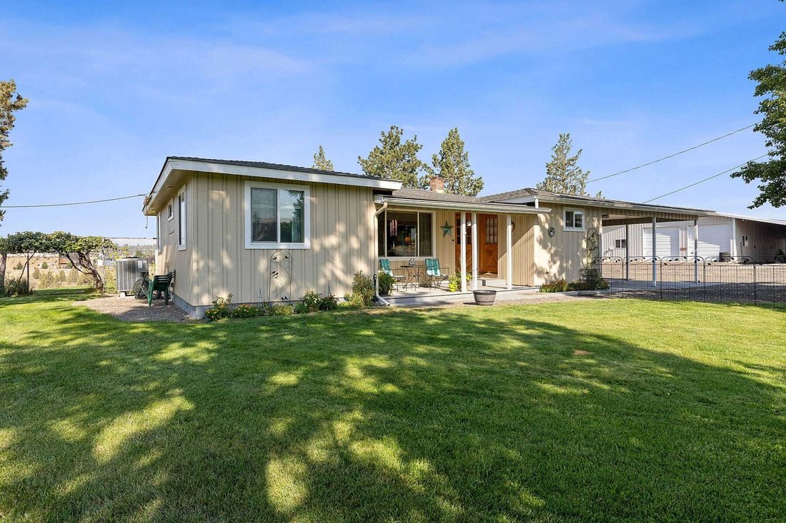 House in Madras, Oregon, United States 1 - 18726091