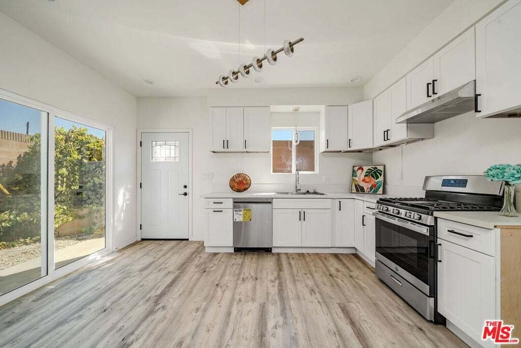 Casa a Artesia, California, Stati Uniti 2 - 18702936