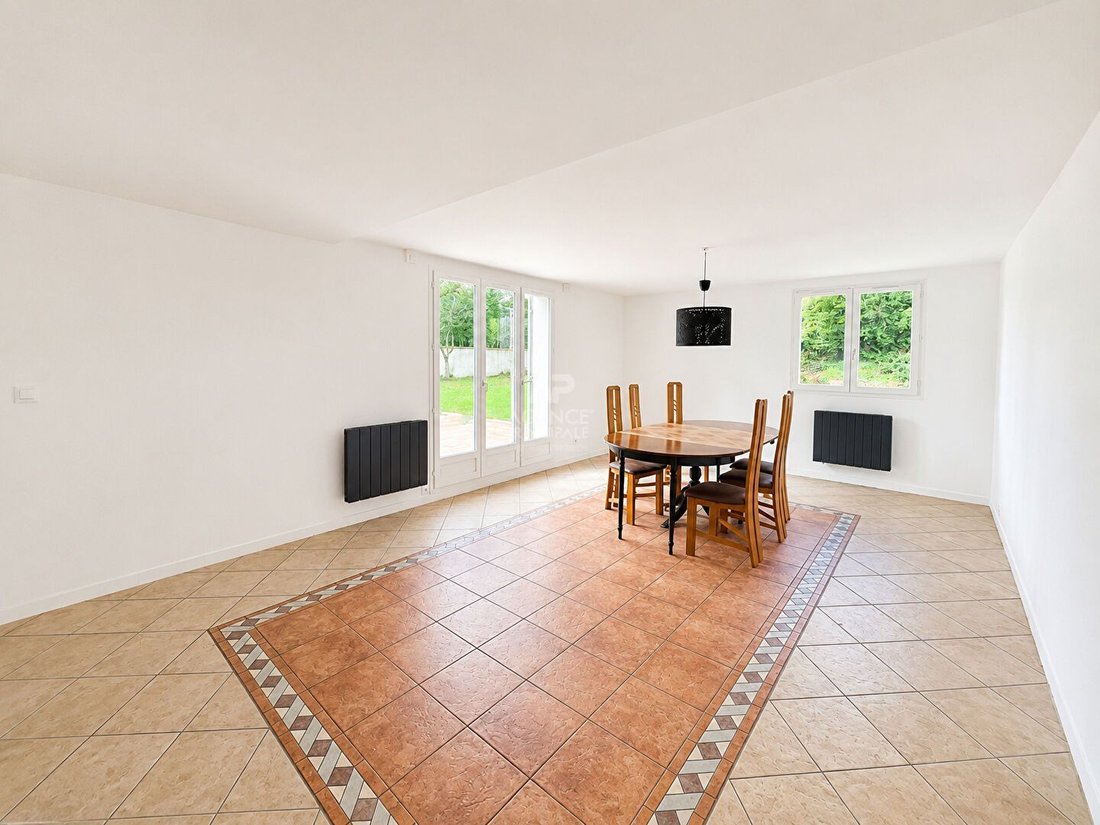 House in Basses Roches, Conflans-Sainte-Honorine, France 5 - 18728094