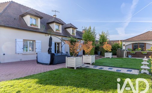 Haus in Serris, Île-de-France, Frankreich 1