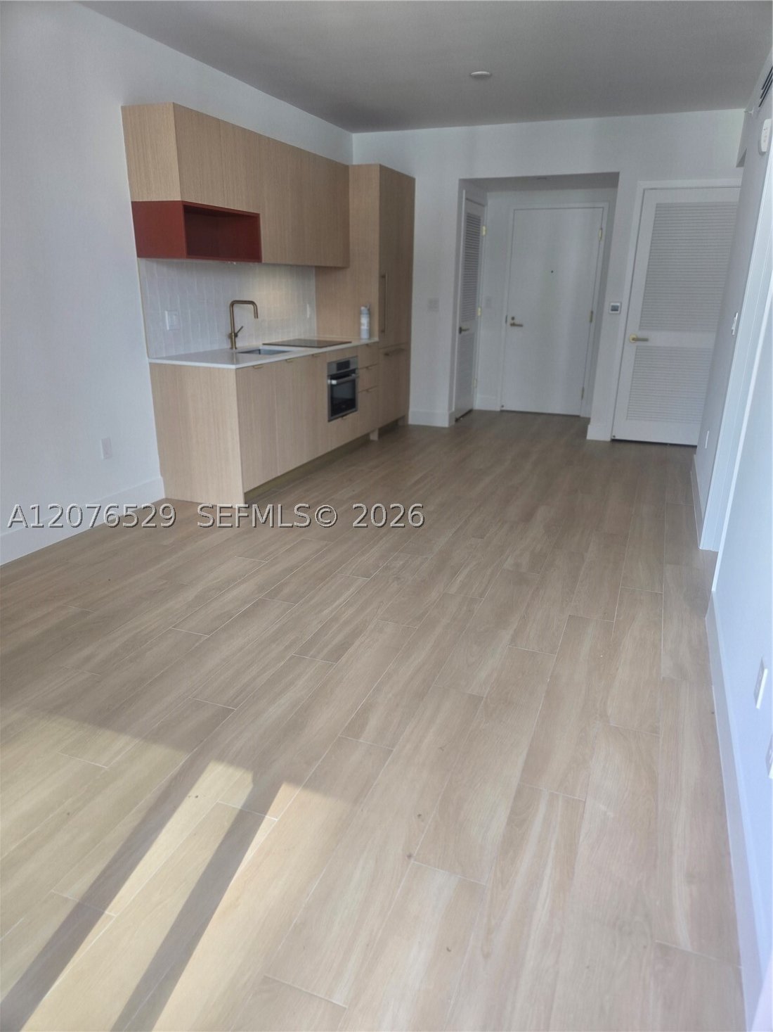 Condo in Miami, Florida, United States 3 - 18721534