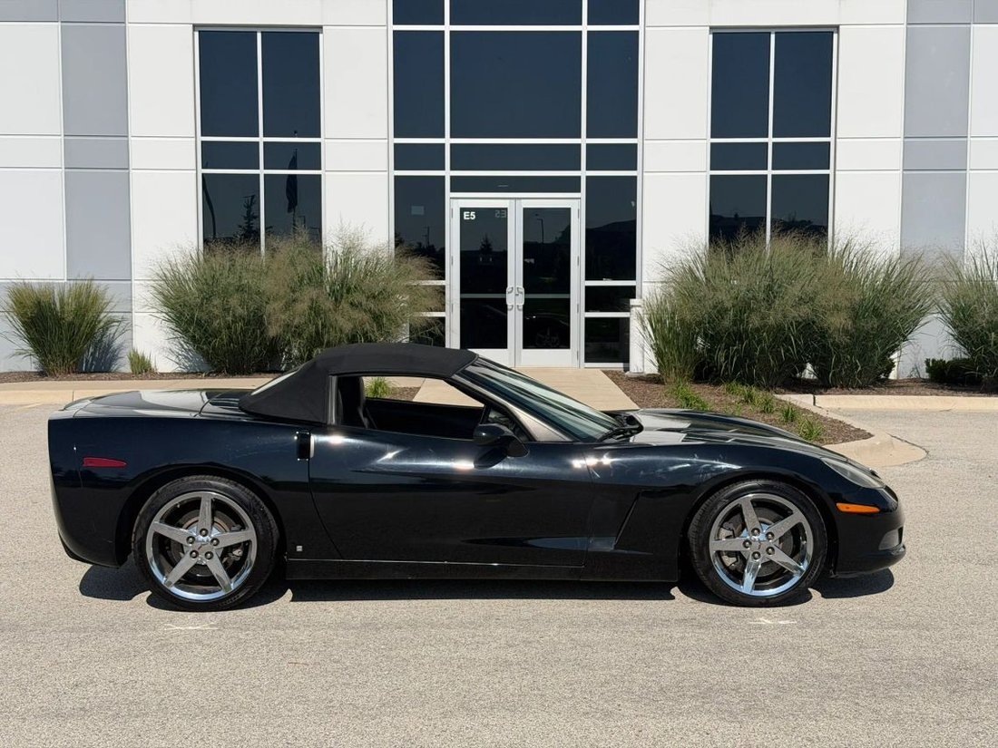 Cabriolet in Roselle, IL, United States 4 - 18721163