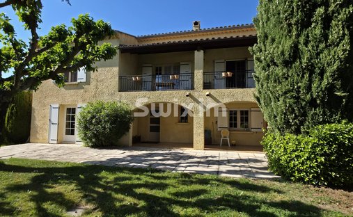 House in Grignan, Auvergne-Rhône-Alpes, France 1