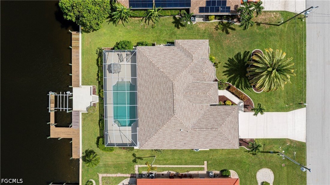 Casa en Cabo Coral, Florida, Estados Unidos 2 - 18725821