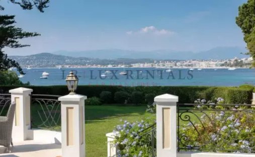 Villa en Les Bastides, Antibes, Francia 1