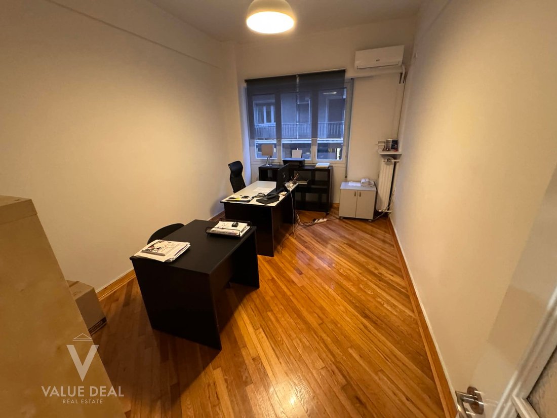 Apartment in Sunoikia Kolonakiou, 1st District of Athens, Athens 3 - 18725336