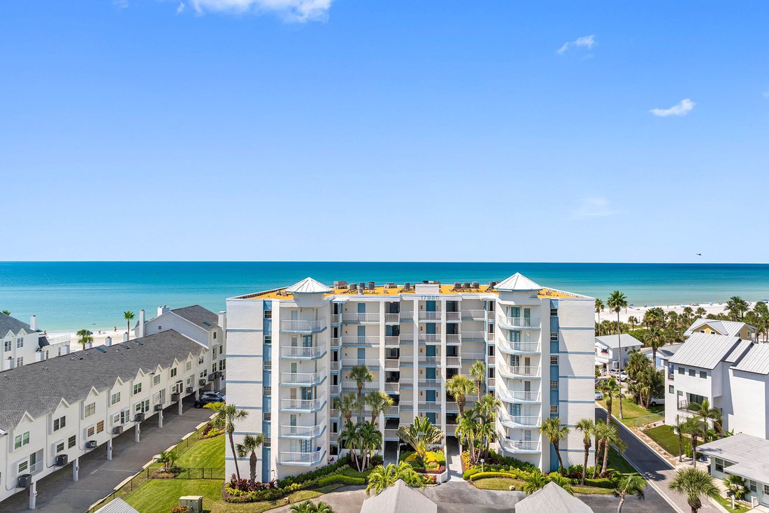 Condominio en Madeira Beach, Florida, Estados Unidos 1 - 18720788
