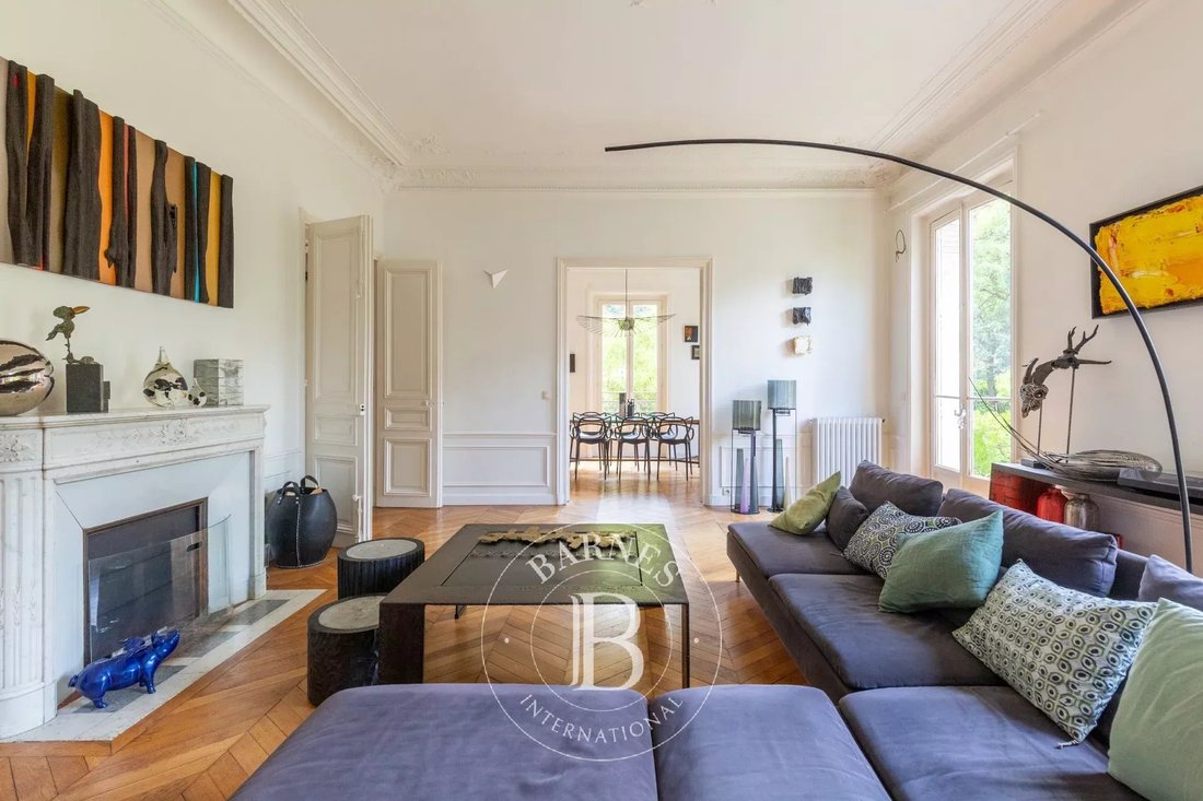 Apartment in Pontel, Saint-Germain-en-Laye, France 3 - 18720955