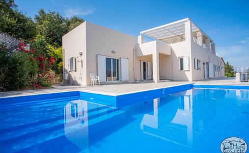 Bungalow in Milopotamos, Greece 1