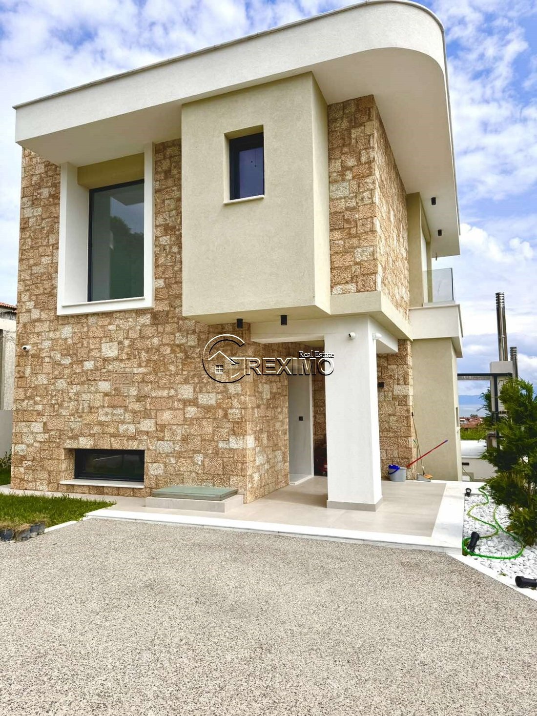 Villa in Pallini Municipal Unit, Macedonia and Thrace, Greece 2 - 18724870