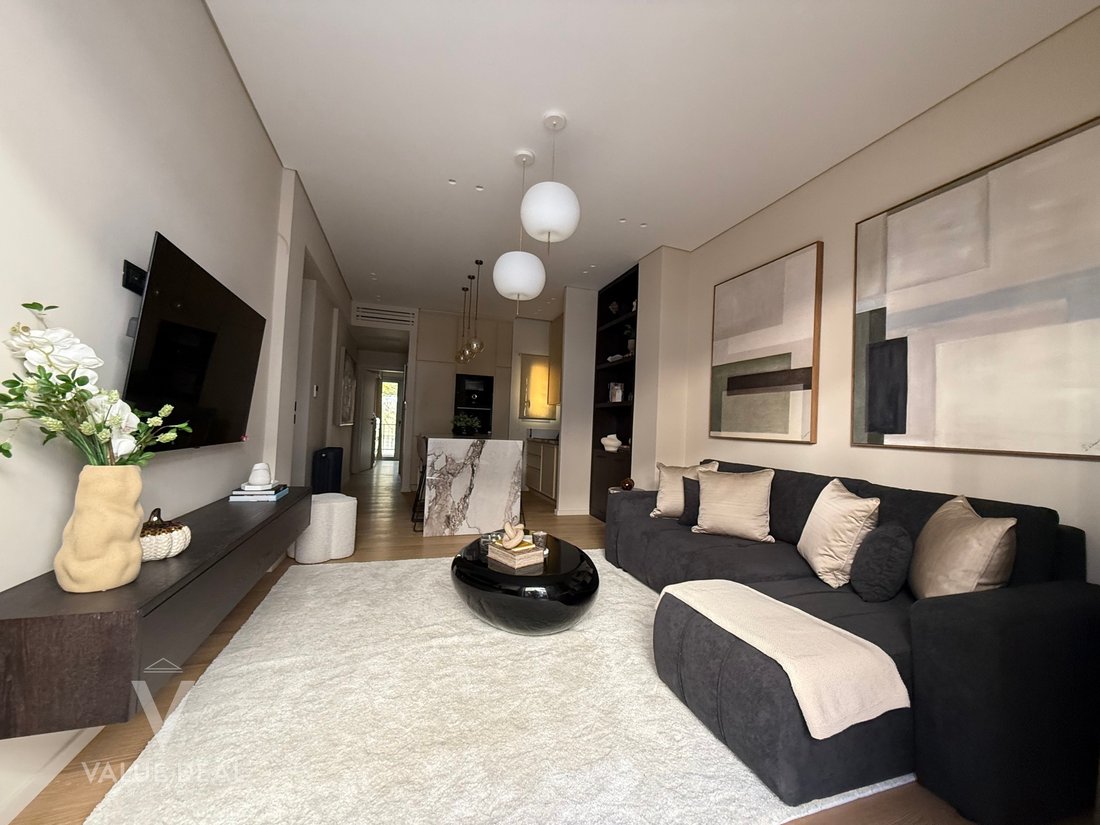 Apartment in Sunoikia Kolonakiou, 1st District of Athens, Athens 2 - 18725326