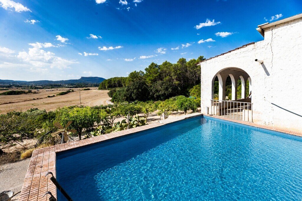 Finca in Algaida, Balearic Islands, Spain 3 - 18728146