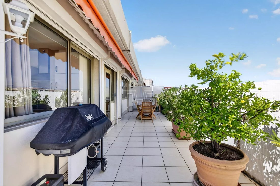Apartment in Cannes, Provence-Alpes-Côte d'Azur, France 2 - 18724417