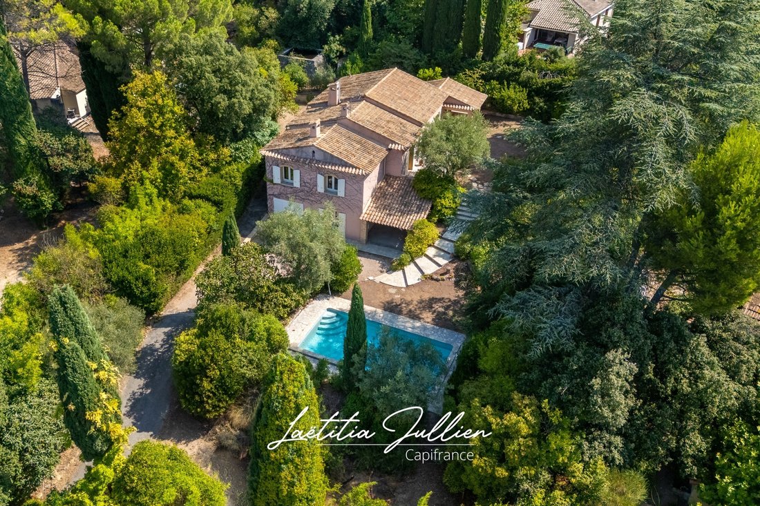 Maison à Saint Menet, Marseille, Provence-Alpes-Côte d'Azur 2 - 18724533