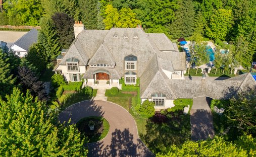 House in Winnetka, Illinois, United States 1