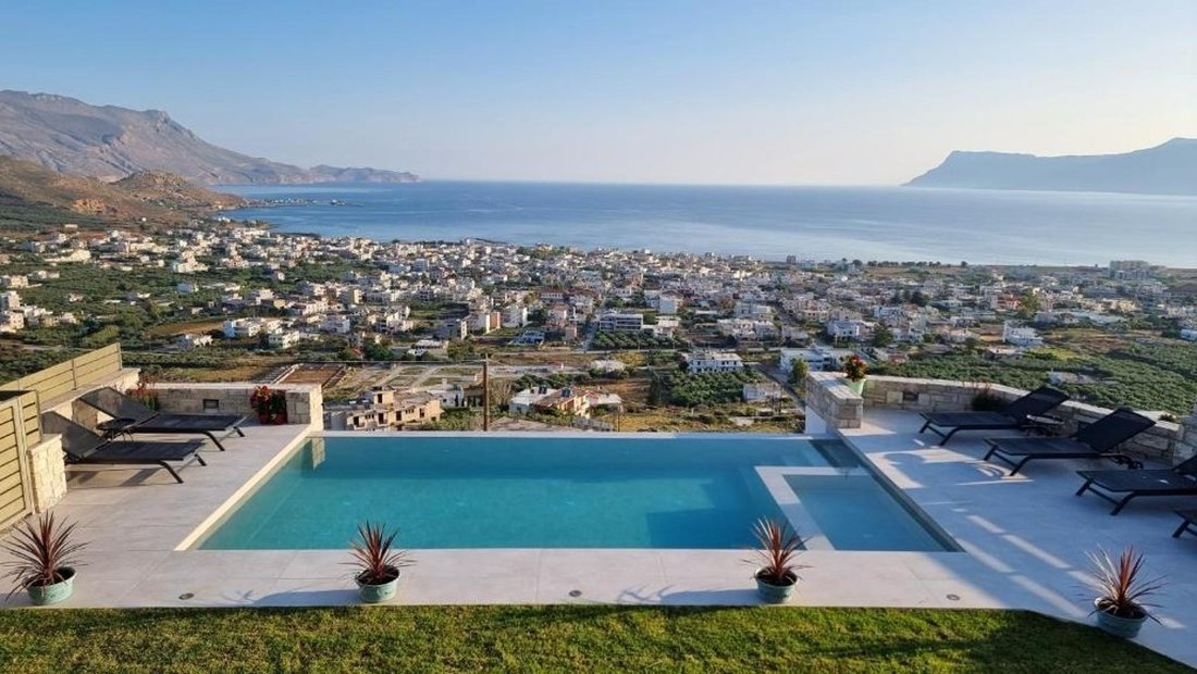 Villa in Kissamos, Greece 1 - 18722981