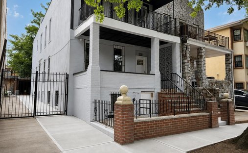 House in New York, New York, United States 1
