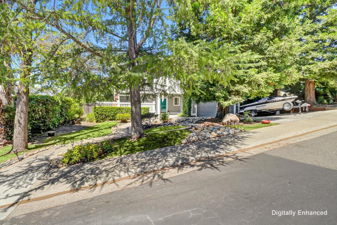 House in Folsom, California, United States 4 - 18701617