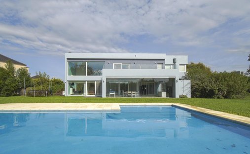 Haus in Loma Verde, Provinz Buenos Aires, Argentinien 1