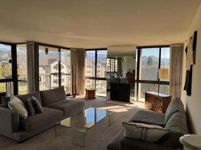 Condo in Glendale, California, United States 1 - 18727285