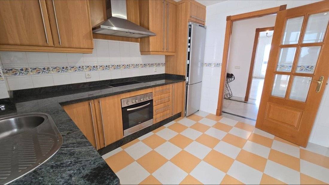 Appartamento a Nueva Andalucía, Marbella, Spagna 5 - 18721376